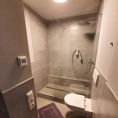 Falkenturm Otel Münih