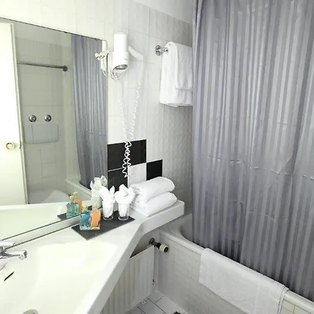 Hotel Falkenturm 2*