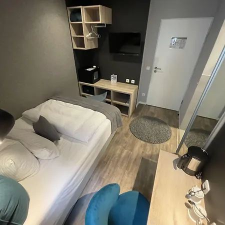 Hotel Falkenturm 2*