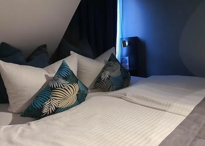 فالكنتروم فندق