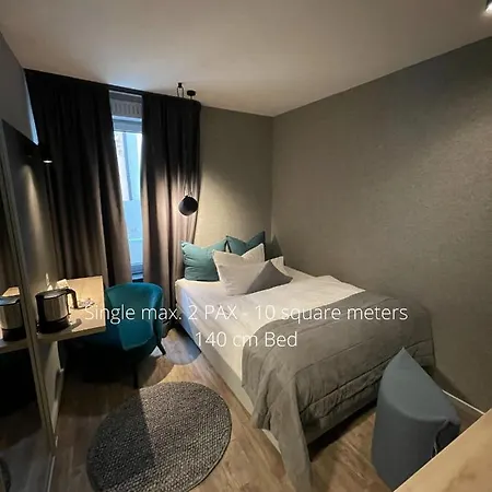 ファルケントゥルム 2* ミュンヘン