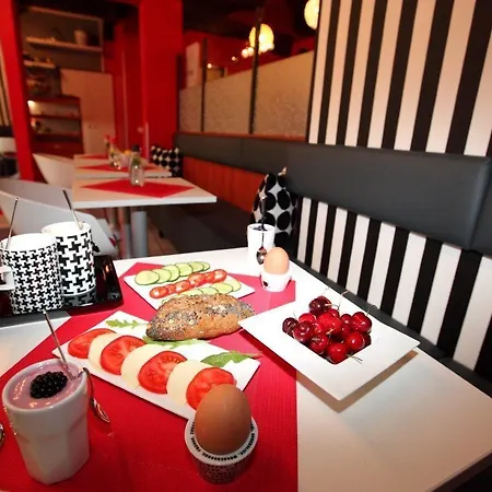 ホテル ファルケントゥルム 2*