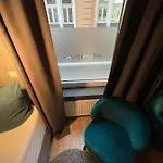 Отель Falkenturm 2*