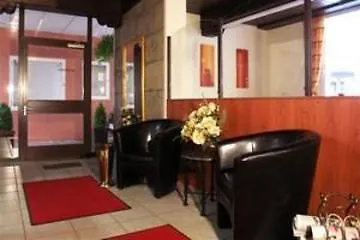 Otel Falkenturm Münih